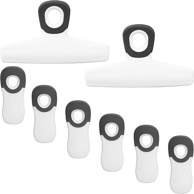 COOK WITH COLOR Bag Clips, Heavy Duty Chip Clip and Refrigerator Magnet Clips for Food Storage with Air Tight Seal Grip for Snack Bags and Food Bags (White, Pack of 8)