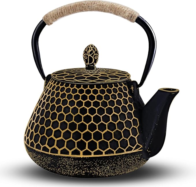 Cast Iron Tea Pot - Honeycomb Pattern Tea Kettle with Tea Leaf Infuser,Stovetop Tea Kettle Coated with Enameled Interior,Suitable for Brewing Loose Leaf Tea (Gold)