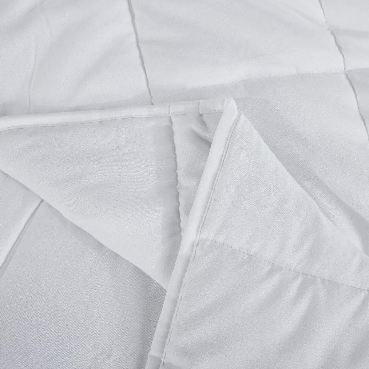 L'AGRATY Weighted Blanket - 60"x80" 20lbs Cooling Breathable Heavy Blanket Microfiber Material with Glass Beads Big Blanket for Adult All-Season Summer Fall Winter Soft Thick Comfort Blanket