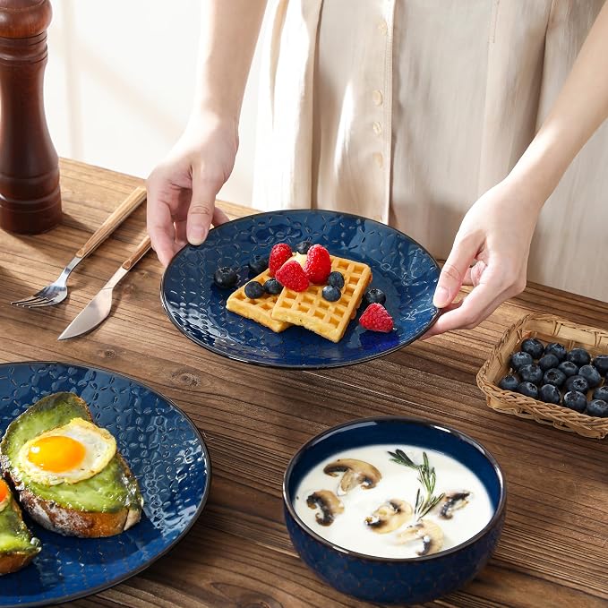MALACASA 16 Pieces Dinnerware Sets, Farmhouse Plates and Bowls Sets, Embossed