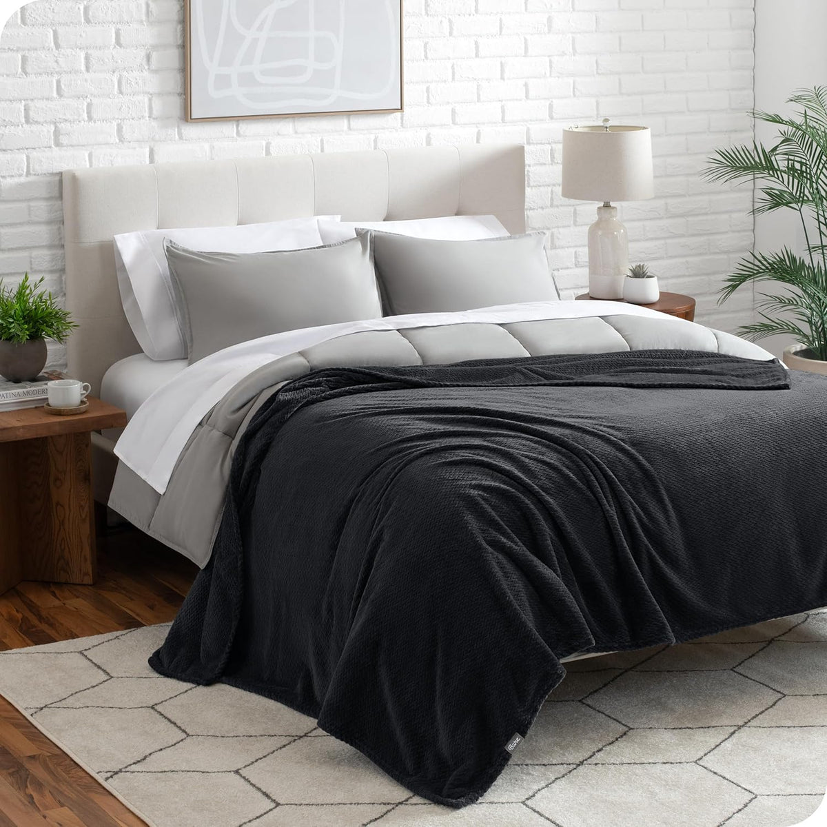 Bare Home Textured Fleece Blanket - Full/Queen - Ultra-Soft Lightweight for Bed, Sofa, and Couch - Luxury Microplush - Cozy Warm Blanket (Full/Queen, Chevron Black)