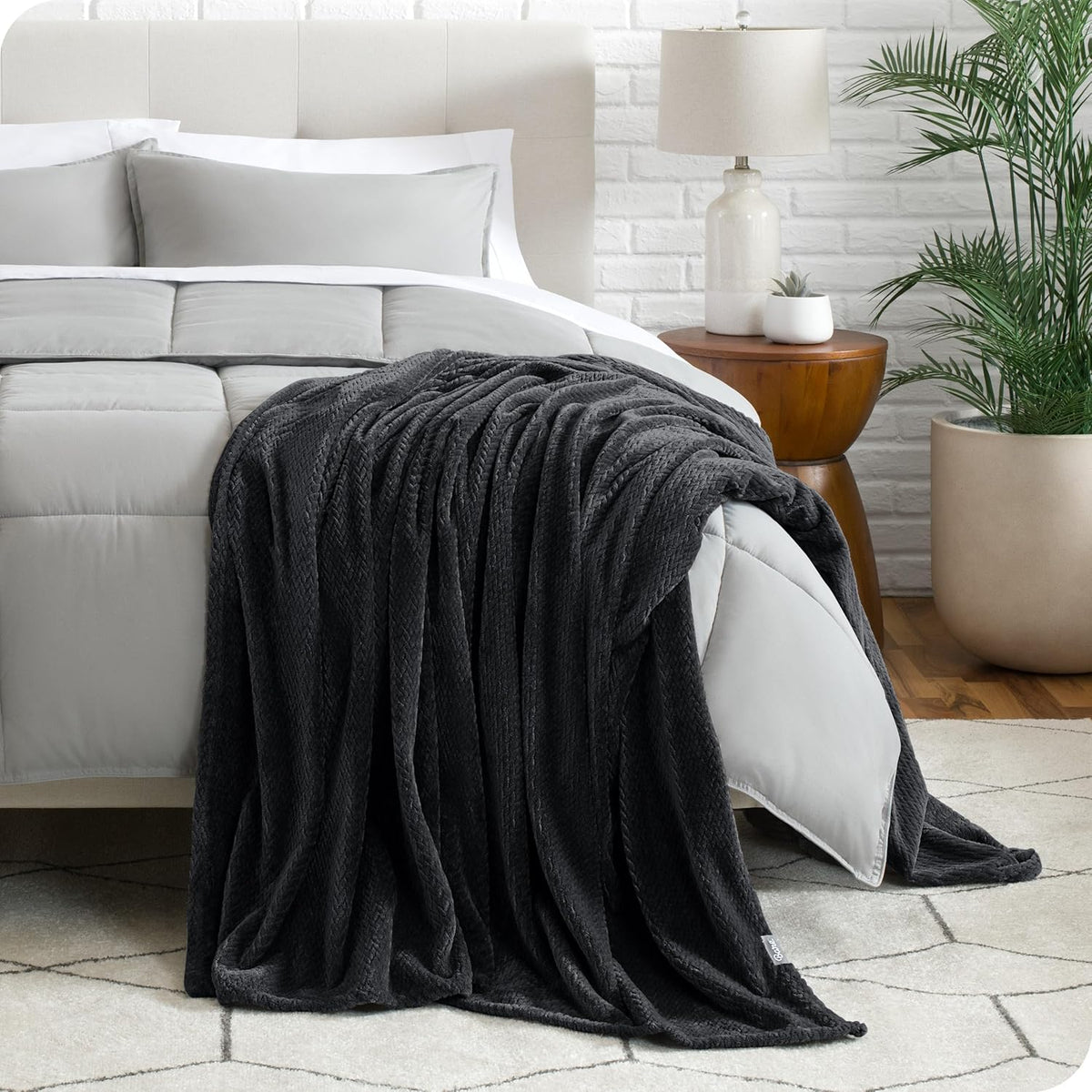 Bare Home Textured Fleece Blanket - Full/Queen - Ultra-Soft Lightweight for Bed, Sofa, and Couch - Luxury Microplush - Cozy Warm Blanket (Full/Queen, Chevron Black)